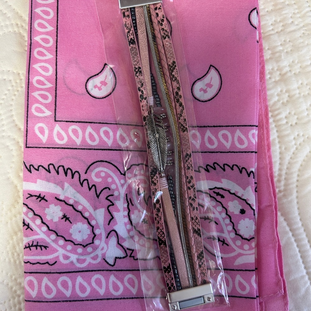 ✂️ Pink Bandana and Bracelet Set